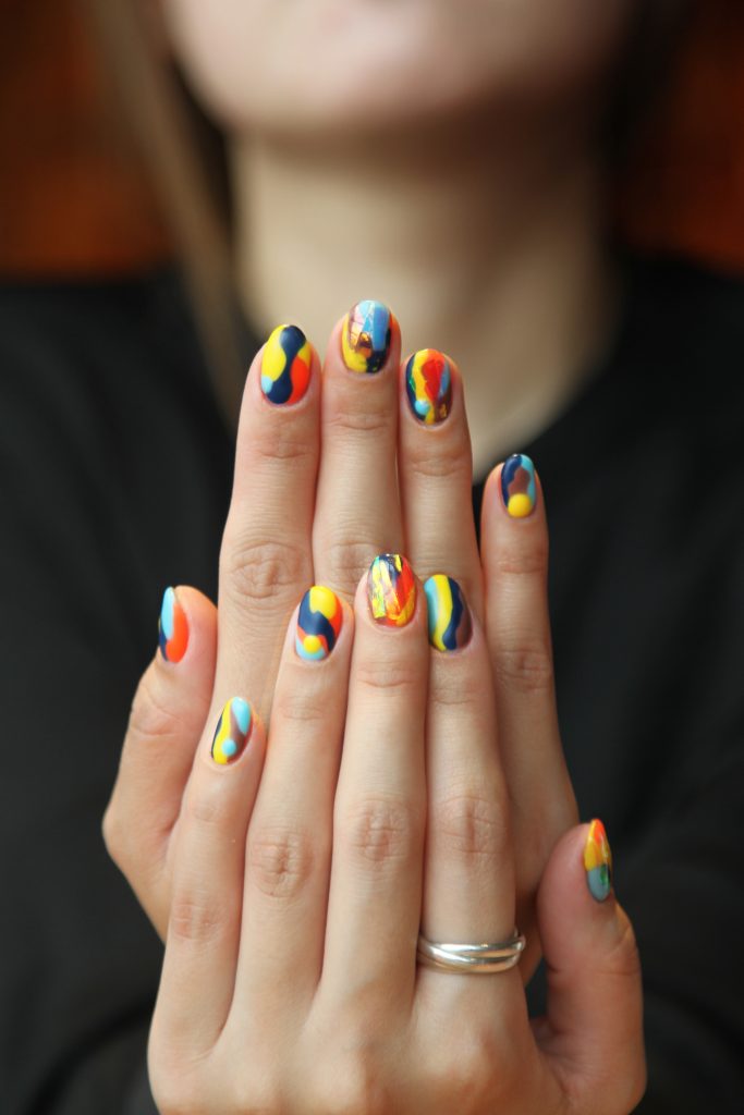 Gradient and Ombre Effects in Nail Art